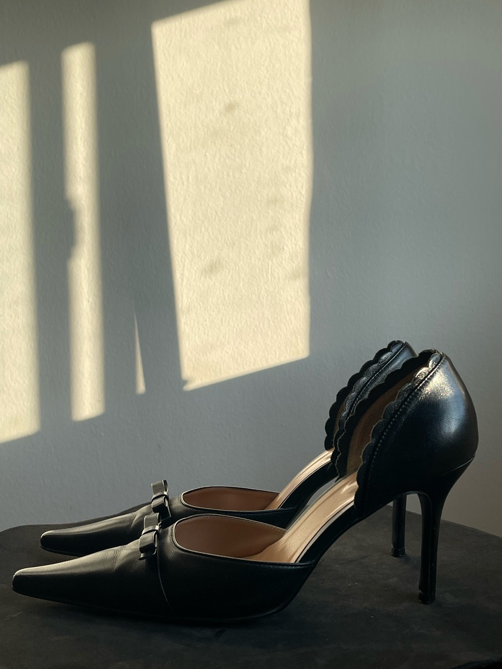 Vintage Black Narrow Pointed Kitten with Bow